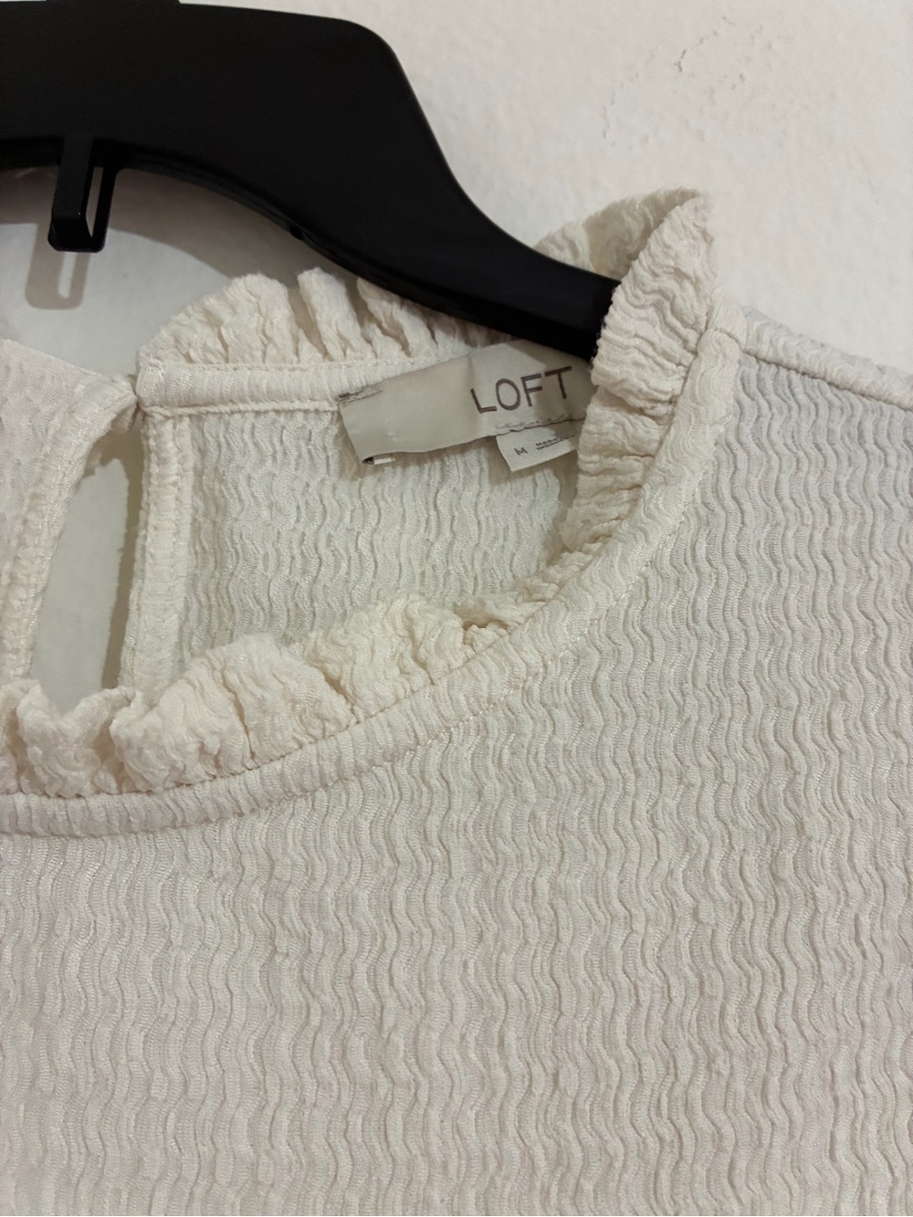LOFT Cream Textured Ruffle-Neck Tunic - Picture 4 of 12